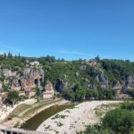 Vue sur le village de Labeaume