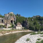 Vue sur la rivière la Beaume